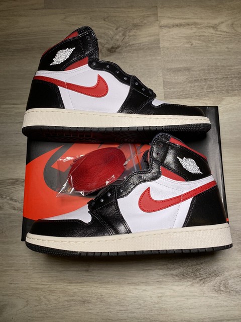 jordan retro 1 og red