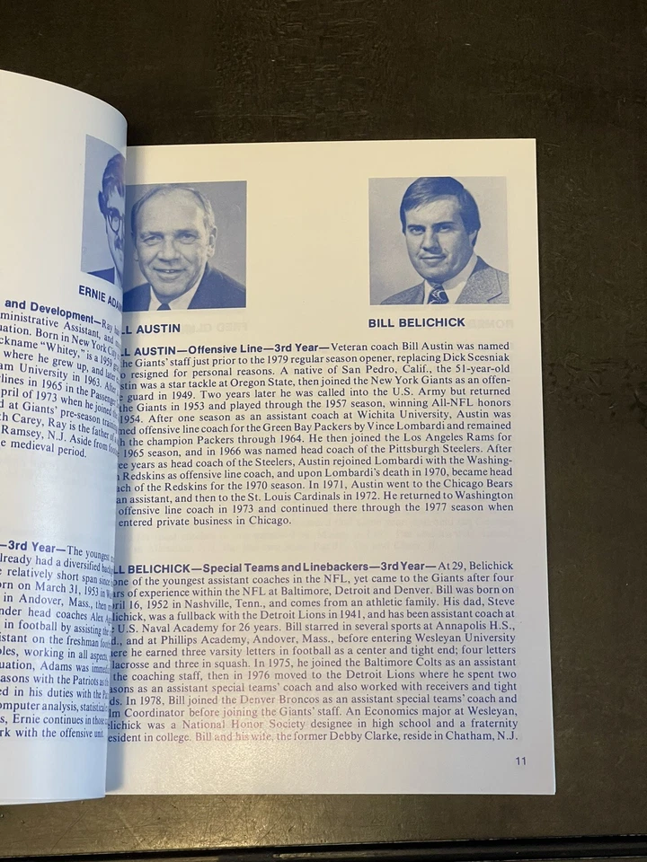 De colección 1981 New York Giants NFL Media Guide Lawrence Taylor año novato. Foto 3 de 4