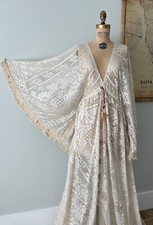Boho Cream Vintage Lace Bell Sleeve Wedding D...