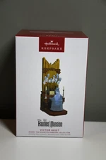 Hallmark 2023 Victor Geist Playing Organ Haunted Mansion Ornament Magic NEW