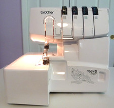 Máquina de coser Brother 1634D 3 o 4 hilos Serger con caja, COMO ESTÁ