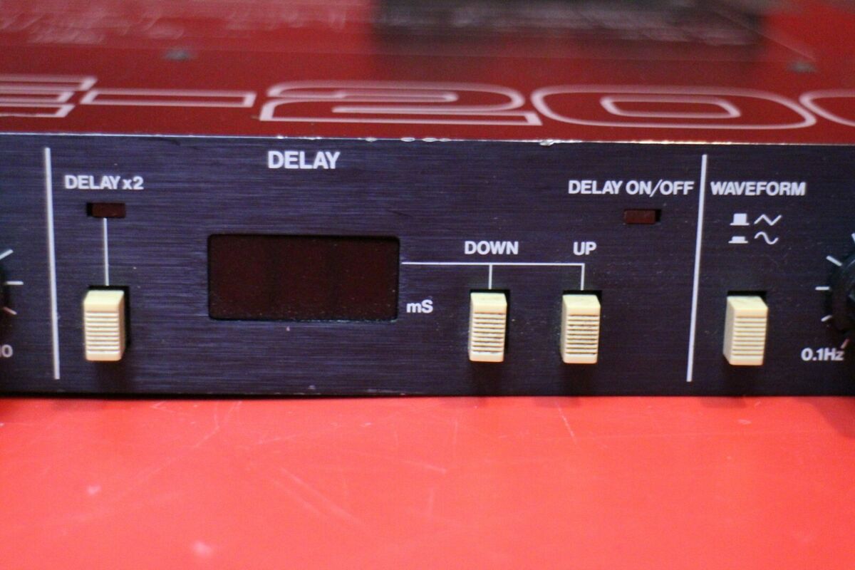 USED Roland SDE-2000 SDE 2000 Digital Delay Rack Effect USED Roland SDE-2000 SDE 2000 Digital Delay Rack Effect