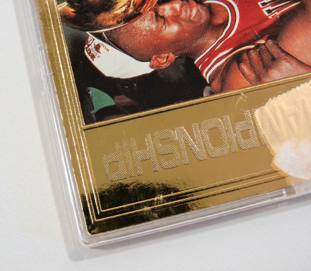 マイケル・ジョーダン UPPER DECK ゴールドカード 限定生産品 Michael Jordan 1997 Upper Deck Authenticated 22KT Gold The