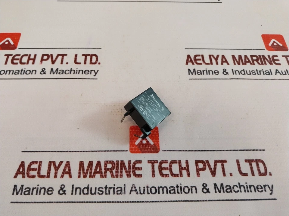 Klockner Moeller Vg B Dil 250 Surge Suppressor 250V 50/60hz - Image 4 of 4