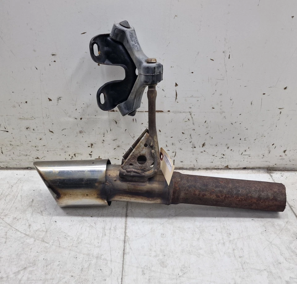 2012-2015 Volkswagen Passat OEM Rear Exhaust Tip Section 6Q0253147 - Image 2 of 4