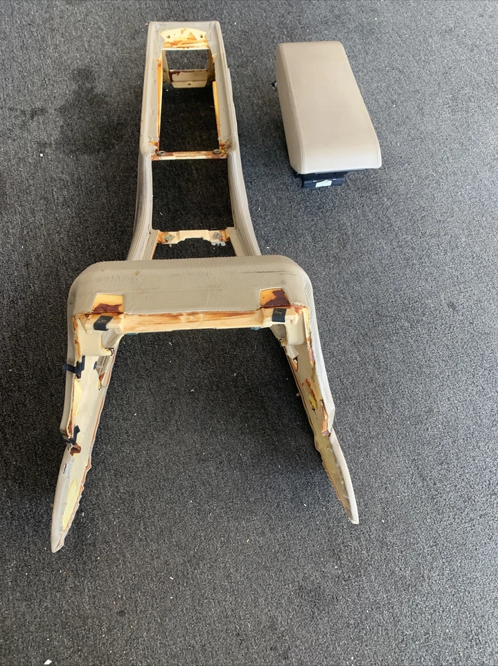 1993 1994 Jaguar XJ6 VANDEN PLAS передняя центральная консоль бежевый / желтовато-коричневый OEM - Изображение 4 из 4