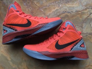 blake griffin hyperdunk 2011