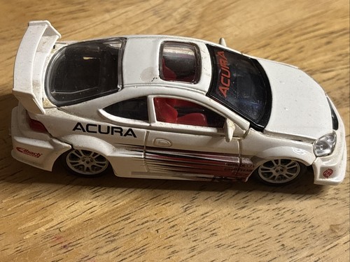 Maisto Acura RSX Type S 1:24 Scale Silver with Flames Diecast VTech Car - Picture 2 of 6