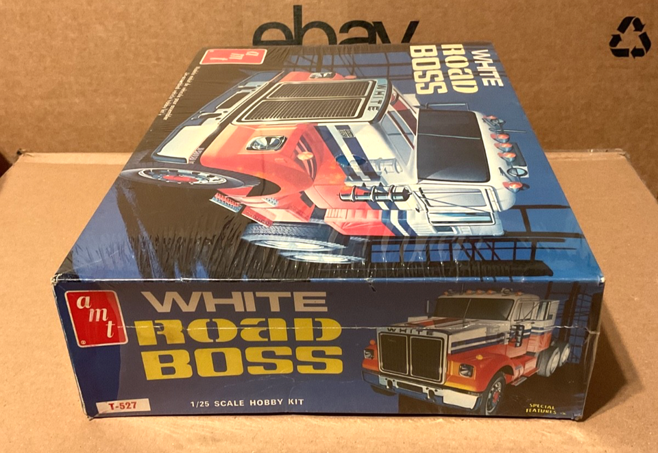 N°4518 WHITE ROADBOSS II + SEMI-REMORQUE BENNE CARRIÈRE