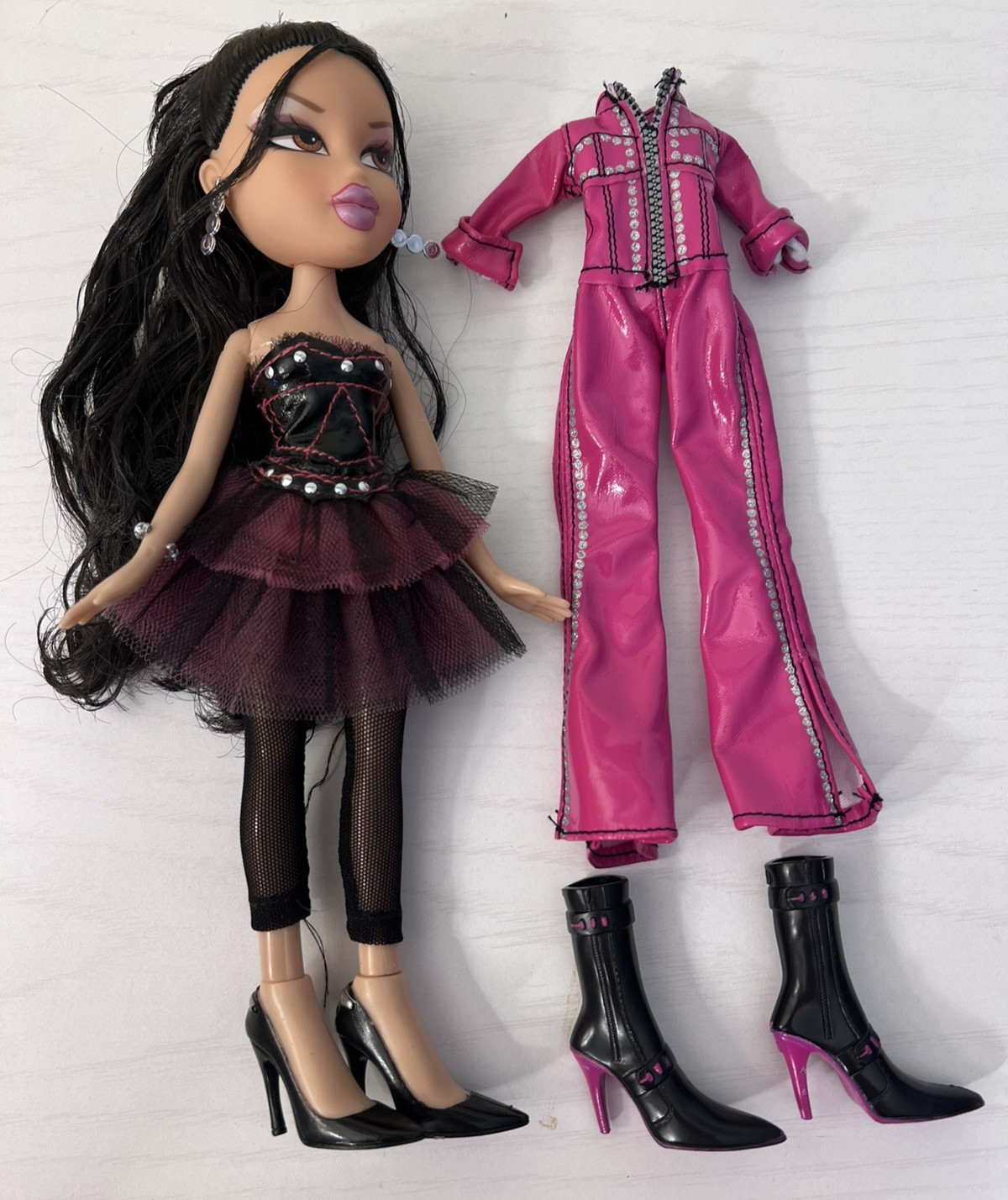 RARE VHTF Bratz Designed By Jade Doll w/Alternate Outfit 200