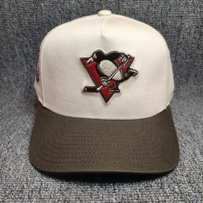 Mitchell & Ness Pittsburgh Penguins Snapback Hat White Olive One Size
