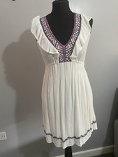 Springfield White Boho Embroidered Mini Dress V-Neck Ruffle NWOT UK 6 XS