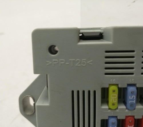 LAND ROVER RANGE ROVER FUSEBOX FUSE BOX SDV8 VOGUE SE 4.4L Diesel LR041091 13- - 第 5/7 張圖片