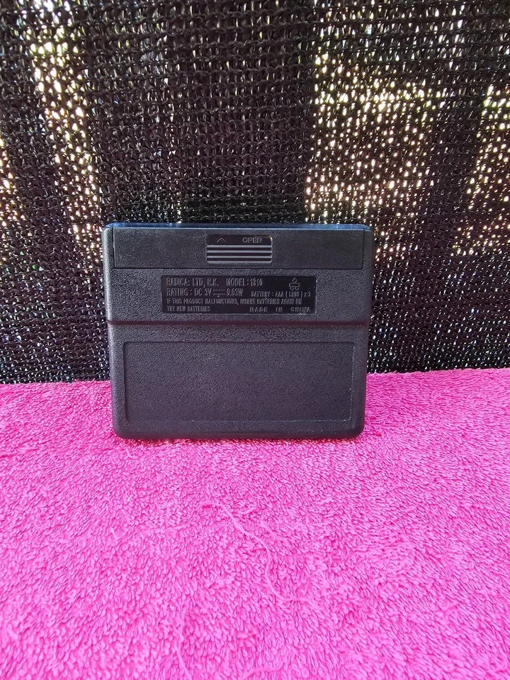 Электронная портативная игра Radica Pocket Poker Royal Flush 3000 НА ЗАПЧАСТИ - Изображение 3 из 4