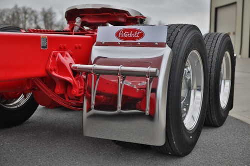 Peterbilt Red & White 6" x 24" Semi Truck Mud Flap-quarter Fender Flaps-Set - Picture 2 of 2