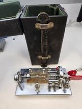 VINTAGE VIBROPLEX ORIGINAL DELUXE RED LIGHTNING ?  BUG AMATEUR RADIO, WITH CASE