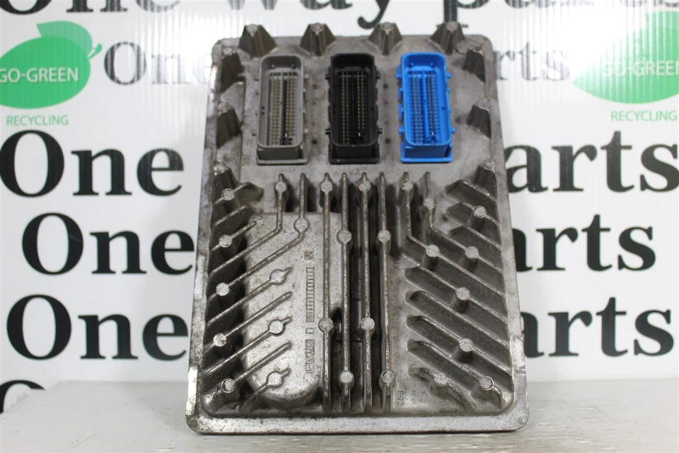 12672537 Chevy Silverado 1500 2014-2016 Engine Control ECU Module 4O2 907 B4 - Image 2 of 4