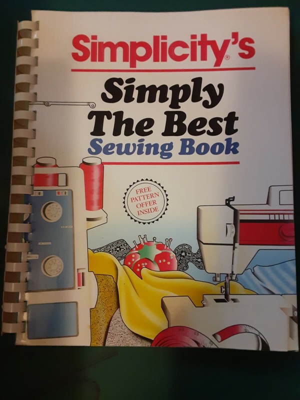 Simplicity's Simple The Best Sewing Book
