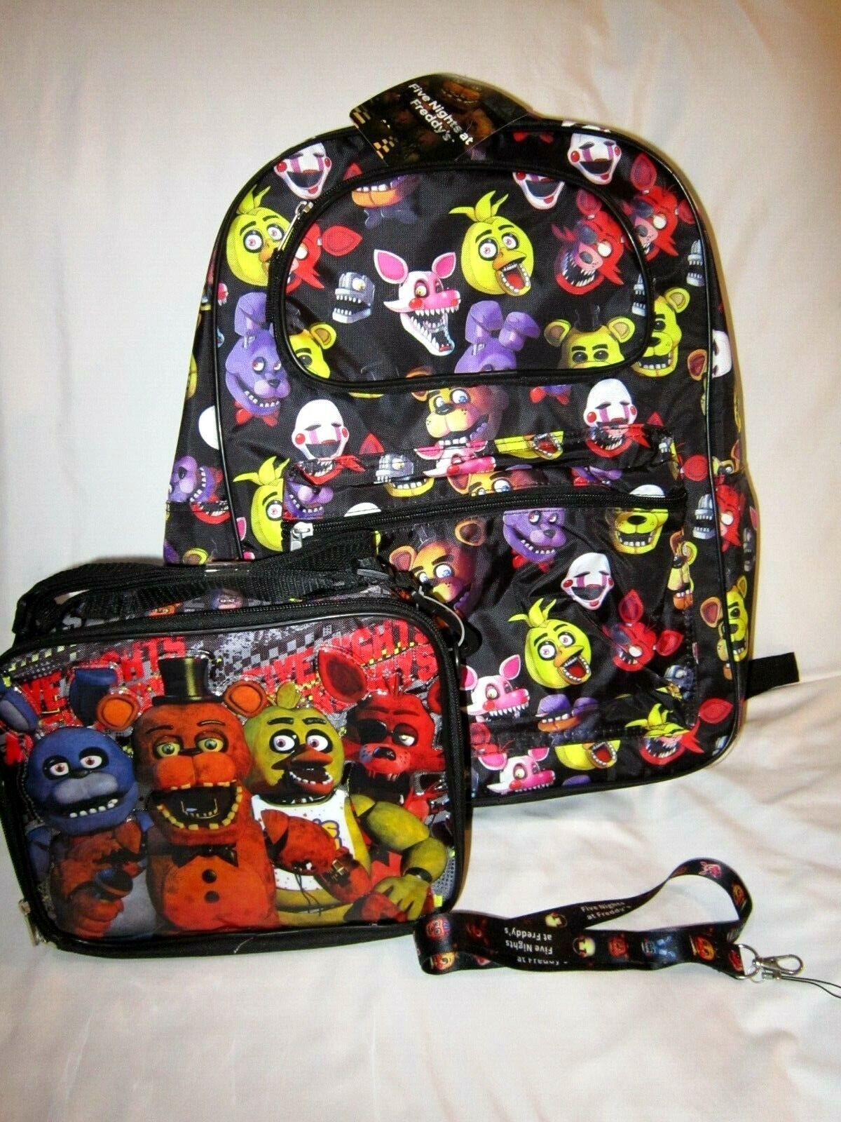 FIVE NIGHTS AT FREDDYS FNAF 16 BACKPACK,FNAF 9.5 LUNCHBOX,&FNAF  LANYARD-NEW!