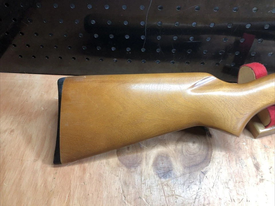 DE COLECCIÓN SEARS Modelo 2C Nº: 273.27510 22lr 22 s.l. lr. BONITO STOCK MADERA ORIGINAL Foto 2 de 4