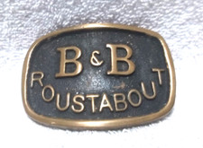 B  B Roustabout Company Gold Buckle Solid Heavy Bronze Tone Great Condition