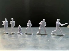 1:64 Scale Miniature People - Resin / unpainted -great for Dioramas #138 Figures