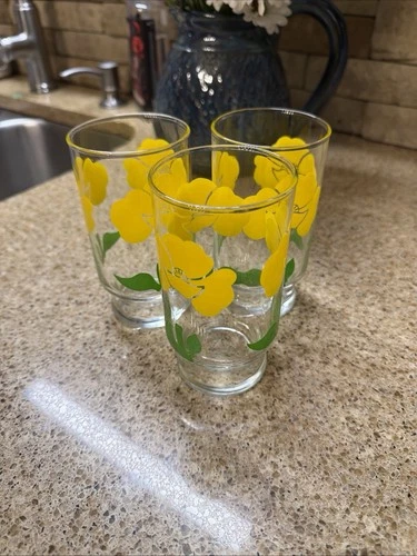 Mid Cntury Vintage Anchor Hocking Foxy Flowers Yellow Poppy 12 oz Tumbler Set 3