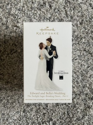TWILIGHT BREAKING DAWN BELLA AND EDWARD WEDDING ORNAMENT HALLMARK 2012