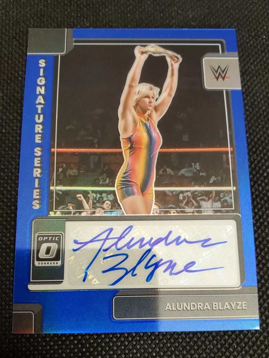 2023 Chronicles WWE Optic Alundra Blayze DO-BLA Signature Series Blue Auto /49