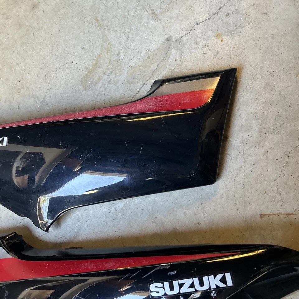 2013-2017 Suzuki GW250 cubiertas laterales carenados izquierda y derecha plástico negro Foto 4 de 4