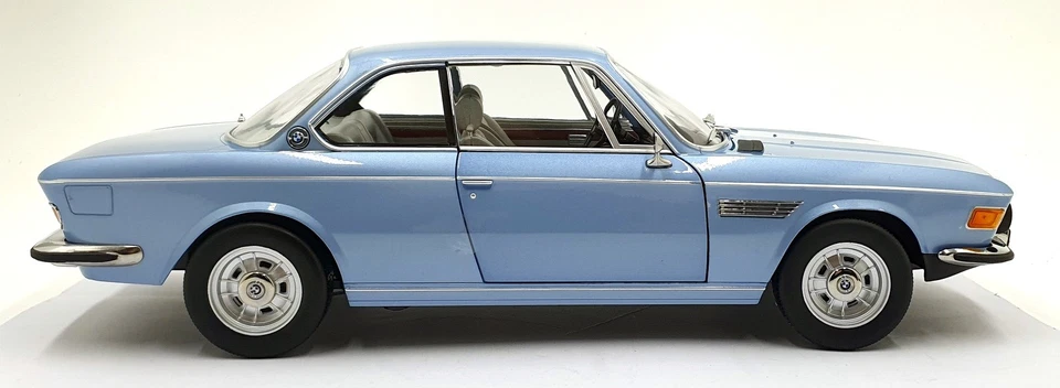 KK Scale 1/12 Scale KKDC120193 - 1971 BMW 3.0 CSi (E9) Coupe - LT. Met. Blue - Image 3 of 4