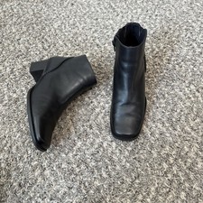 VTG Y2K 90s Square Toe Heeled Boots Black Leather Size 6 M Ankle Zip Classic