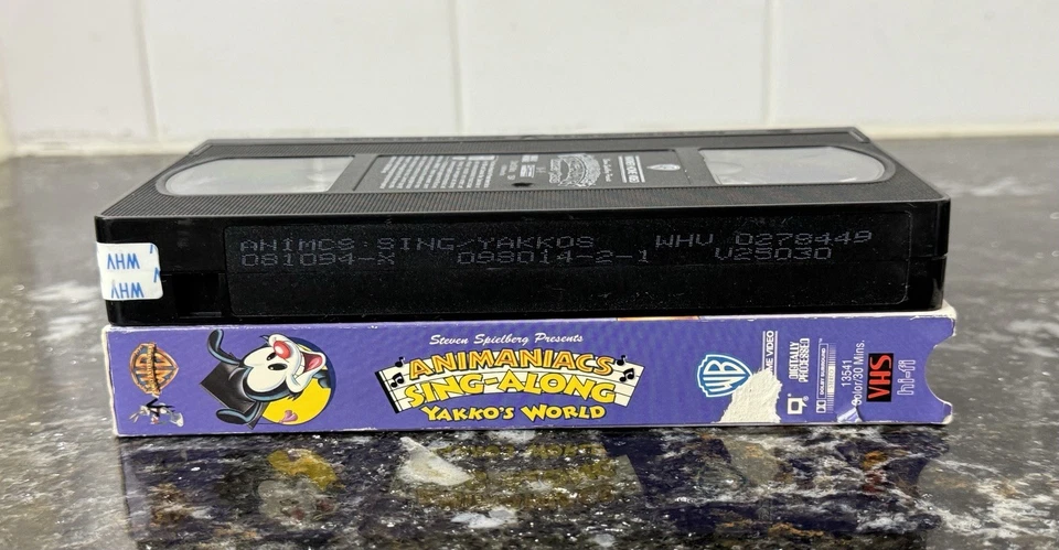 VINTAGE Animaniacs - Yakkos World: An Animaniac Singalong (VHS, 1994) NICE!! - Image 4 of 4