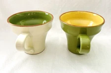 ITALY VIETRI CUCINA FRESCA 2 MUGS CREAM Mugs 1 Sage and 1 Cream