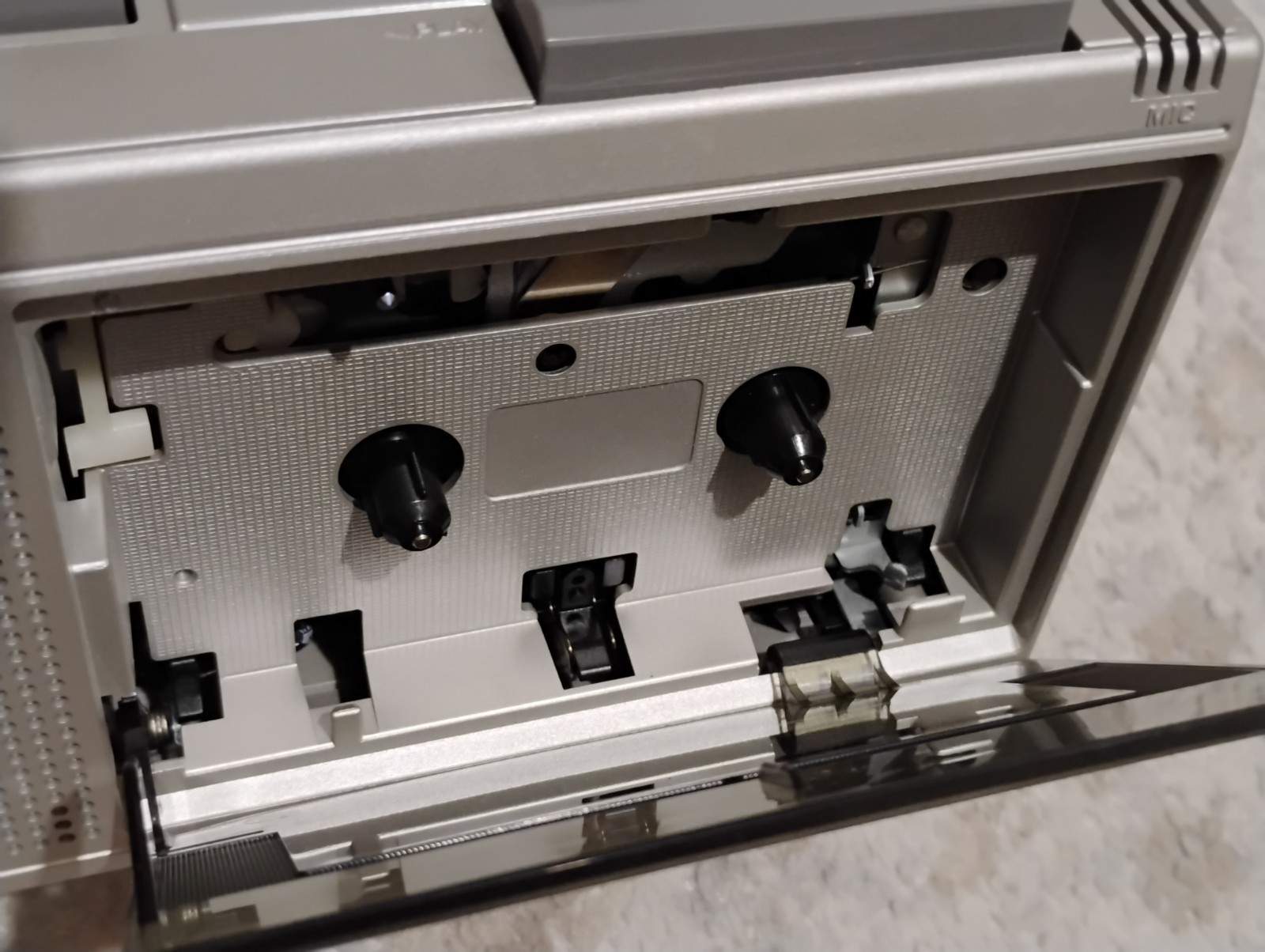 Panasonic Cassette Tape Player/Recorder Vintage Portable Player RQ-341A Tested