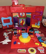 Ryan’s World Mystery Play Date Large Red Box Figures Stickers Toys
