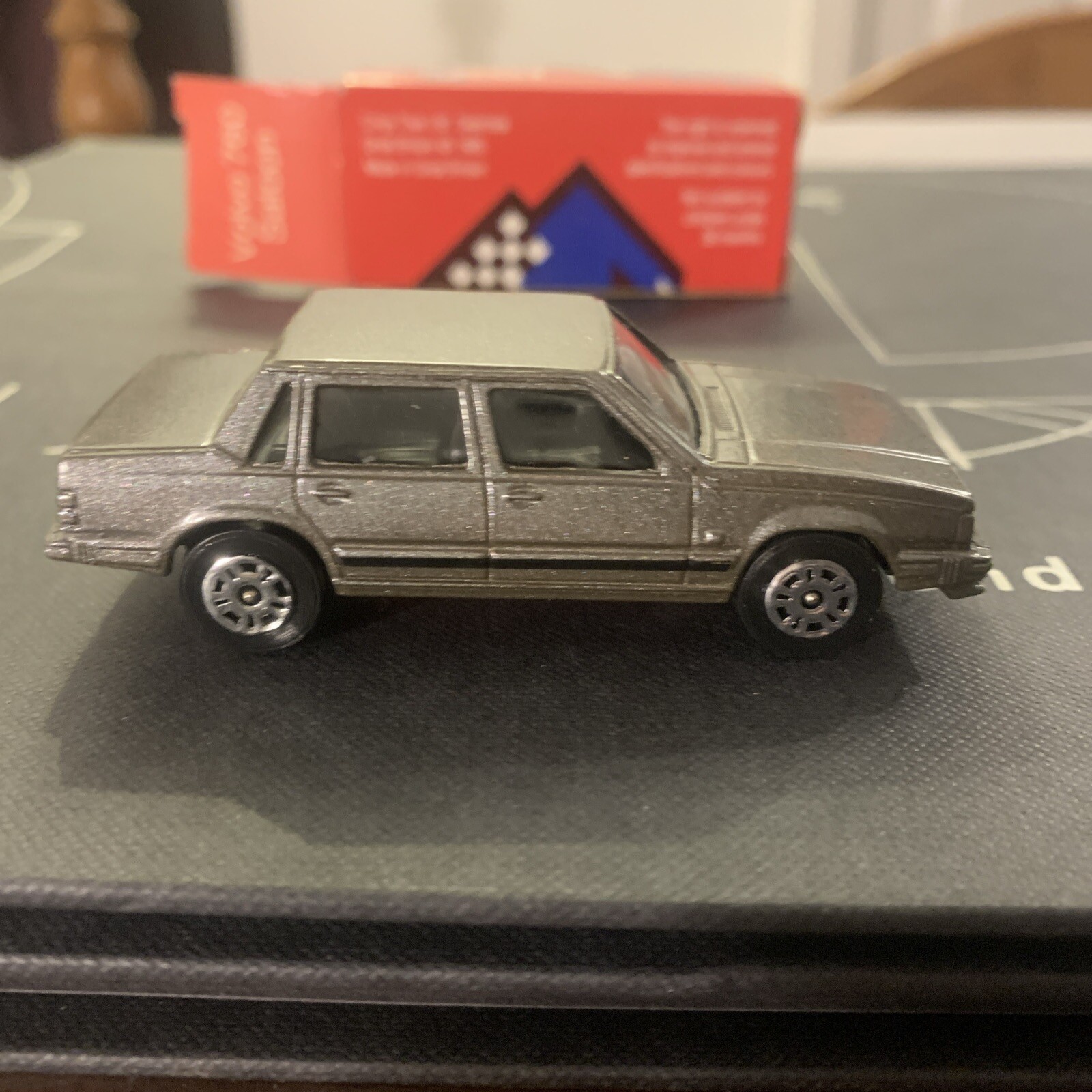 Corgi Juniors Diecast Model Volvo 760 Saloon - Mint In Box