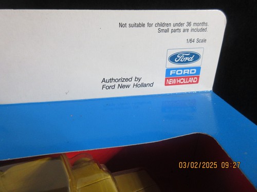 Vintage 1/64 Ertl New Holland Combine TR70 TR75 TR85 TR86 TR95 TR96 2 heads - Picture 6 of 7