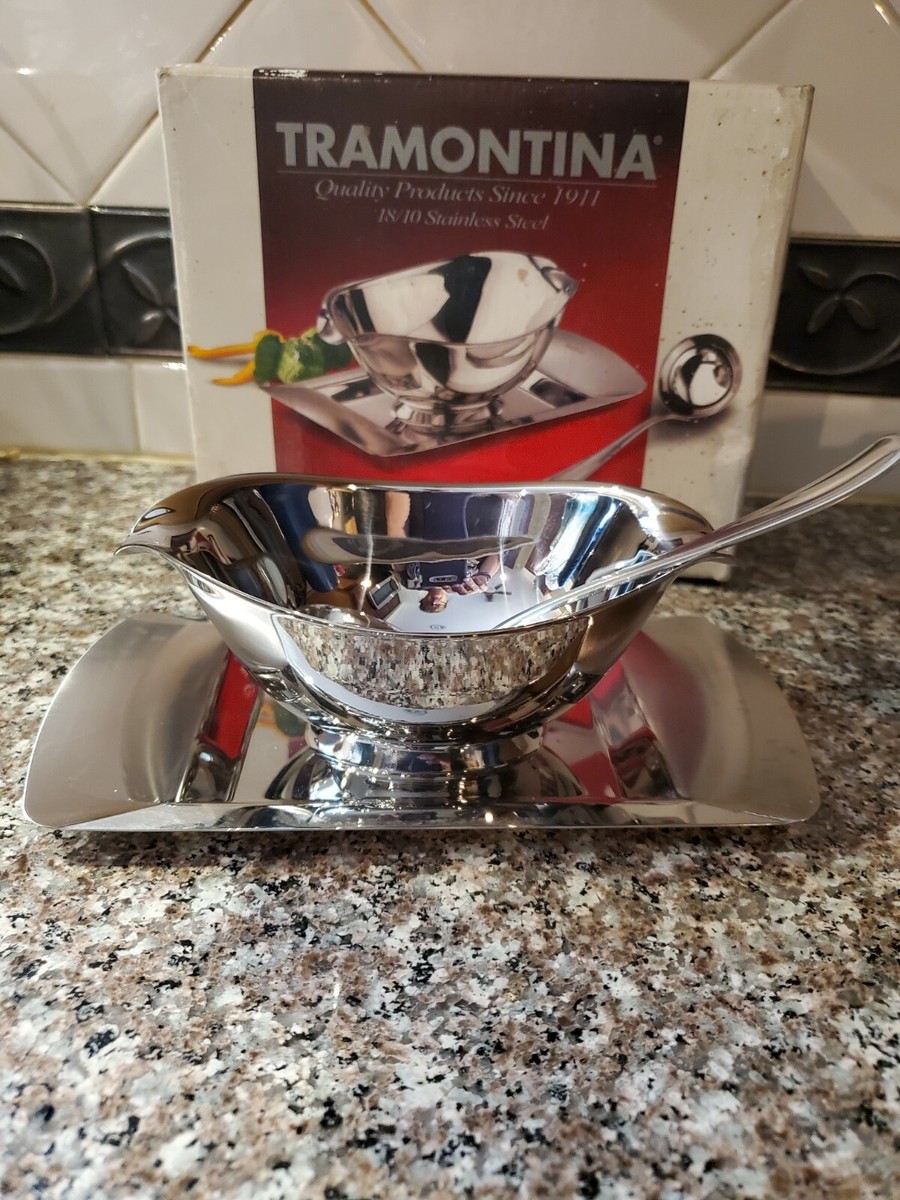 One Piece Gravy Boat (TRE) One Piece Gravy Boat (TRE)