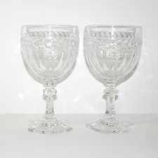 Villeroy & Boch Miss Desiree Wine Goblet. 5 7/8 Inches Tall.