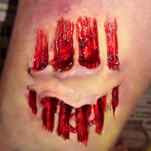 Item image in Latex wounds & scars