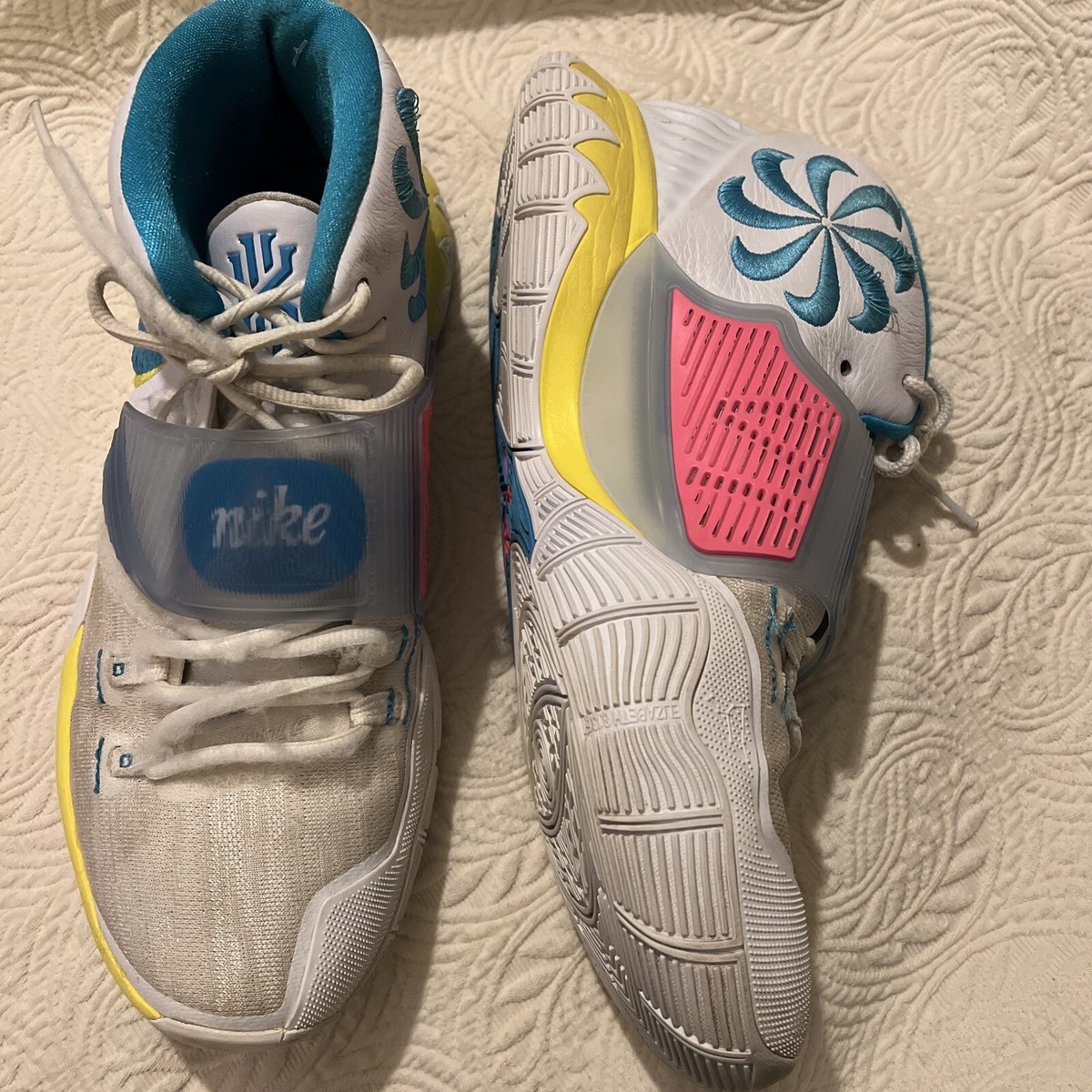 Nike Kyrie Neon Graffiti Men's Sneaker Neon Blue Yellow Pink White 2020  Sz 12