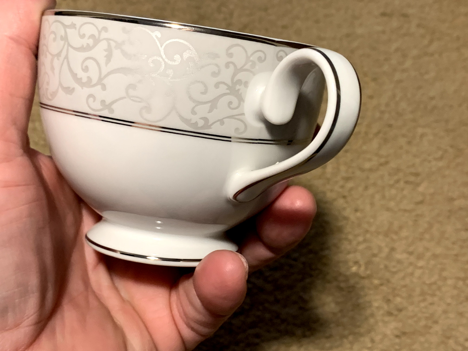 Coffee/ Tea Cups 9 oz Mikasa Parchment New L3438 Dishwasher Safe ( lot of 2 )