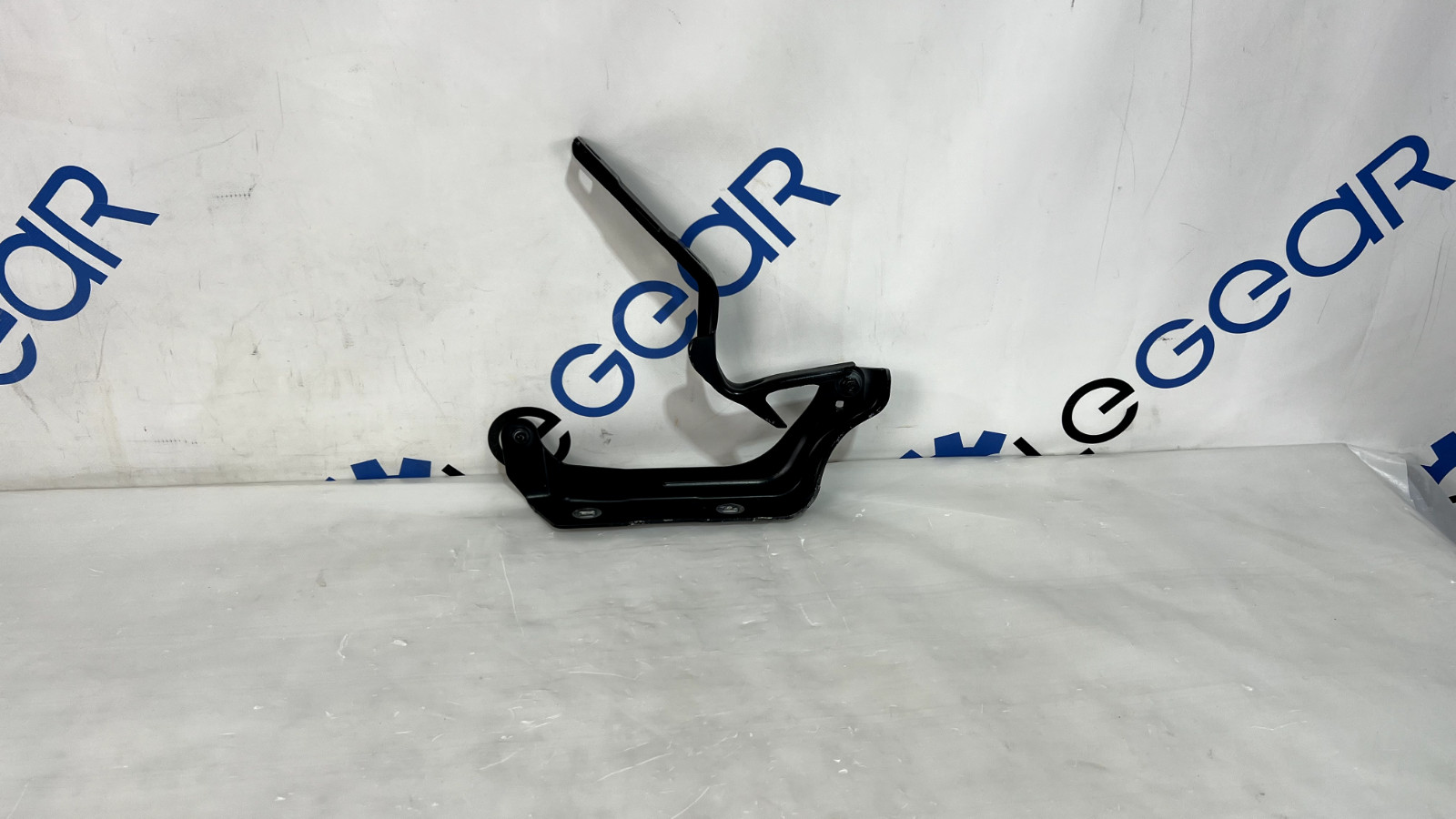 MASERATI Quattroporte HOOD BONNET LEFT & RIGHT SIDE HINGE SUPPORT OEM 14-24 SET