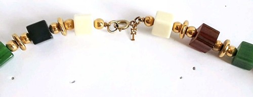  Trifari Gold Tone With Lucite Cube Beads Necklace/ Viintage - Picture 6 of 6