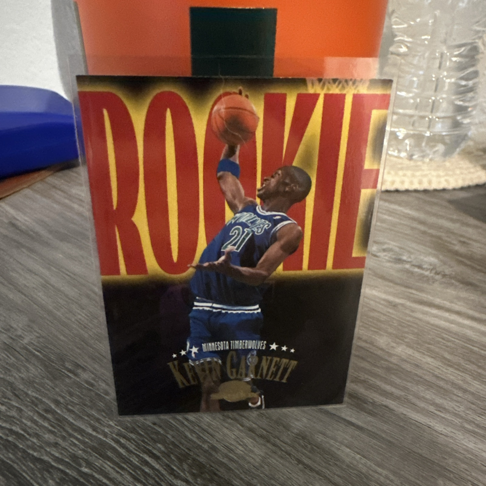 1995-96 Skybox Premium - #233 Kevin Garnett (RC)