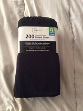 Mainstays Queen Fitted Sheet Black 200 Thread...