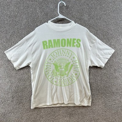 Ramones Women's Graphic T-Shirt Size Large White Short Sleeve Pullover Band