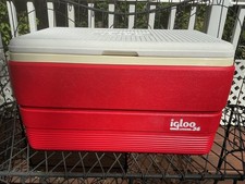 CLEAN Vintage RED Igloo Legend 36 Cooler 80s 90s retro 36 quarts fishing