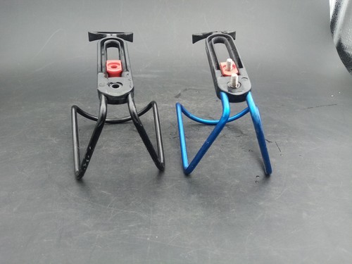 DECATHLON BTWIN 2x BOTTLE CAGE BLACK BLUE PAIRE PORTE BIDON VELO BIKE VINTAGE - Picture 5 of 7